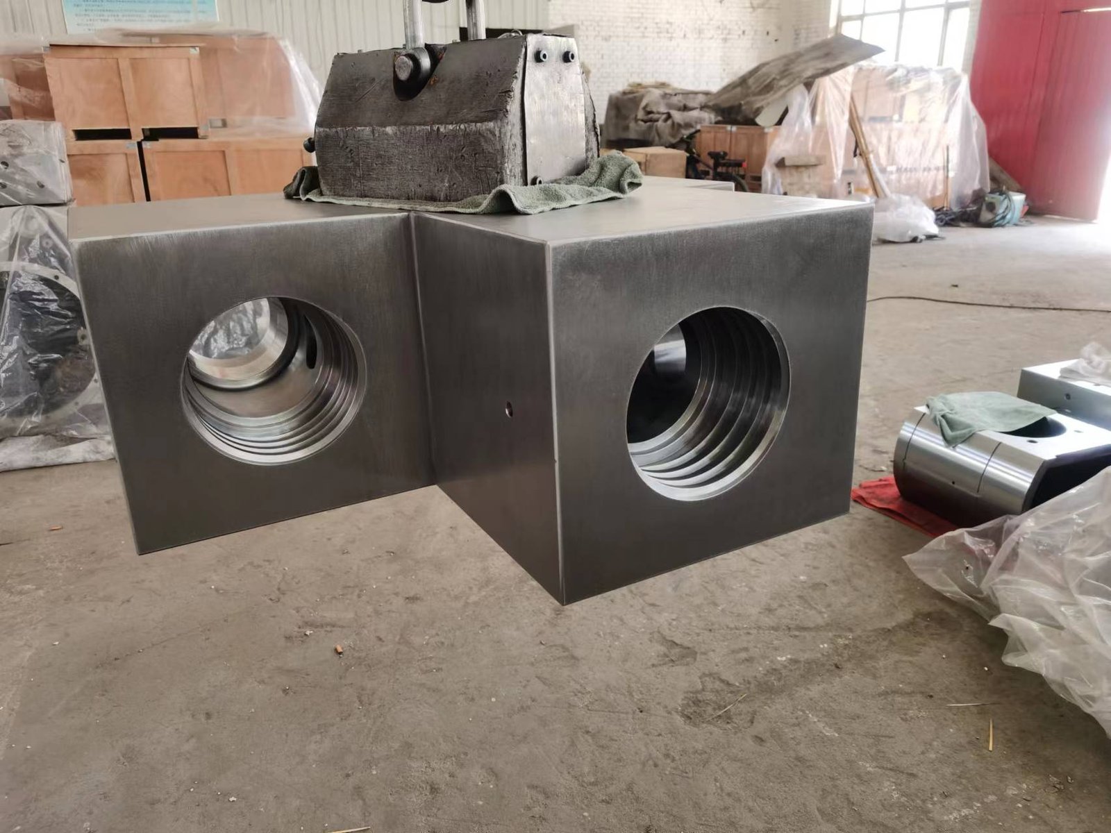 NOV A1700PT Mud Pump Fluid End Combination Module-3